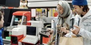 Inflasi Mengintai: Memahami Dampaknya pada Dompet Kita